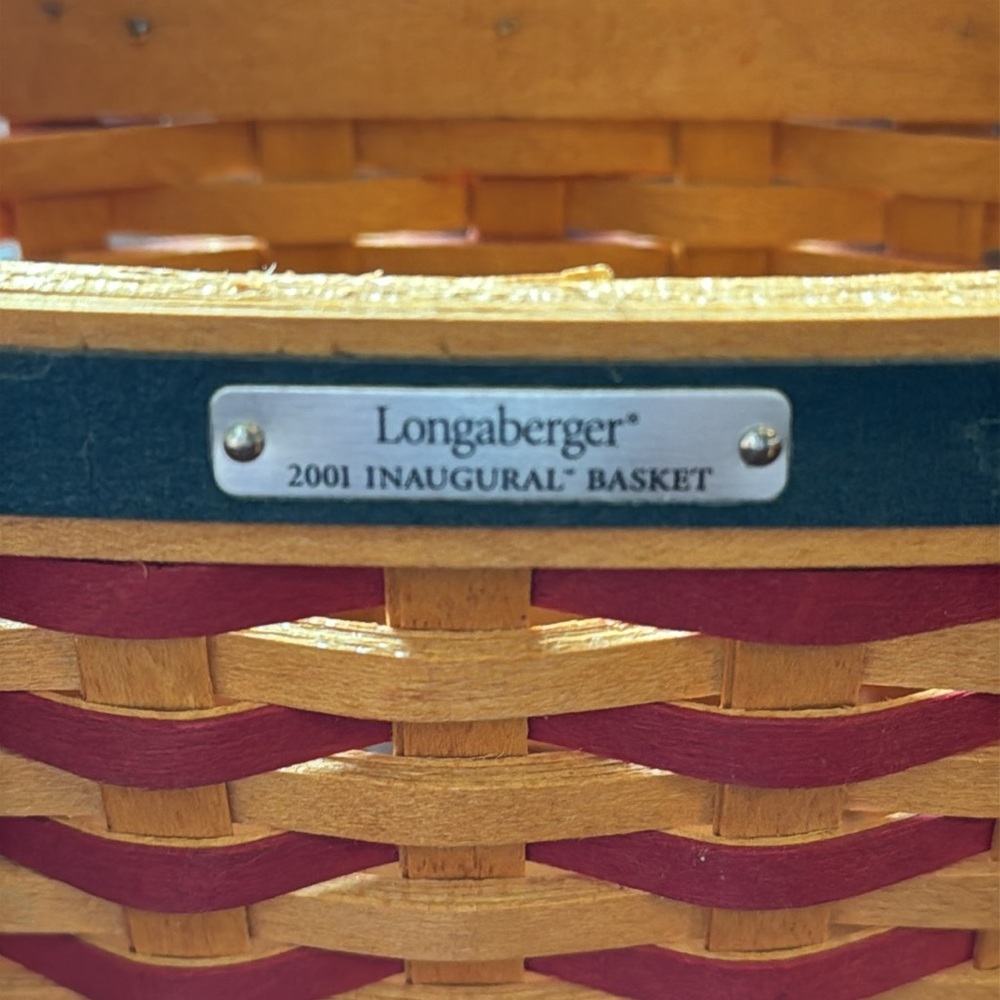 Longaberger 2001 Inaugural Basket - Picture 2 of 8